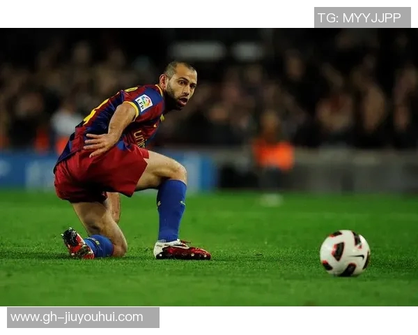 球星穿着足球裤展现独特风采谁是场上最靓的仔 球星穿着足球裤展现独特风采谁是场上最靓的仔