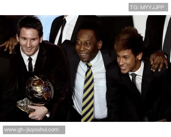 四大足球巨星高清合影：梅西、C罗、内马尔与哈兰德并肩展现足球风采